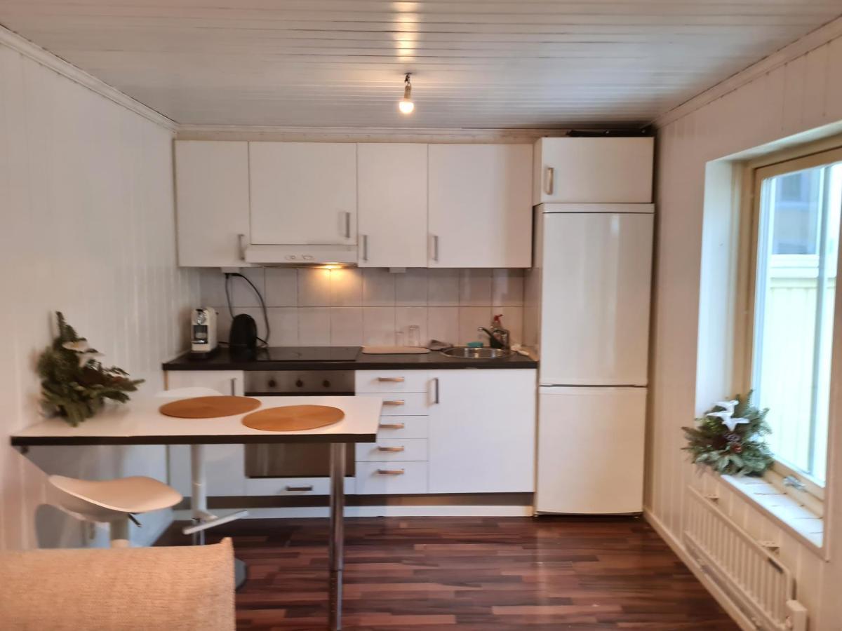 Cozy Apartment In The City Center Of Strömstad Εξωτερικό φωτογραφία